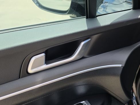 New 2026 Kia K5 LXS FWD image 18
