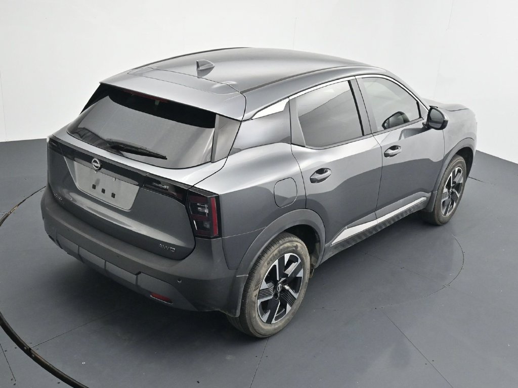 Used 2025 Nissan Kicks SV w/ Illumination Package AWD/4WD image 15