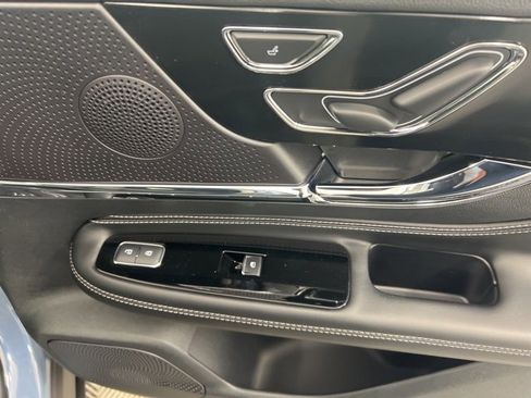 Certified 2025 Lincoln Corsair AWD image 24