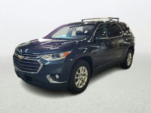 Used 2019 Chevrolet Traverse LT AWD/4WD image 3