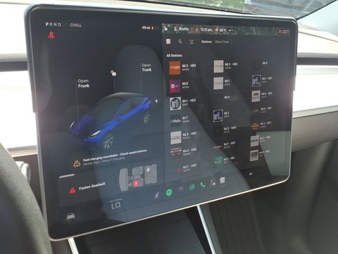 Used 2021 Tesla Model Y Long Range AWD/4WD image 23