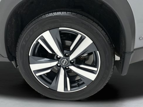 Used 2023 Nissan Rogue SL w/ SL Premium Package AWD/4WD image 8