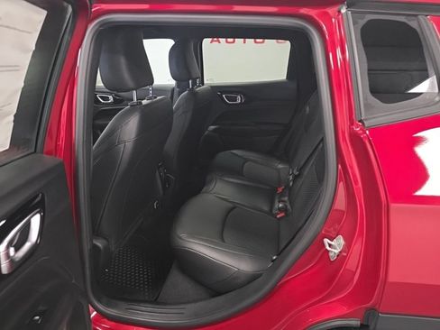 New 2026 Jeep Compass Latitude AWD/4WD image 24