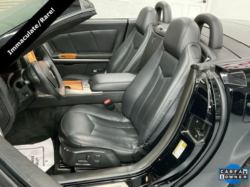 Used 2005 Cadillac XLR image 10