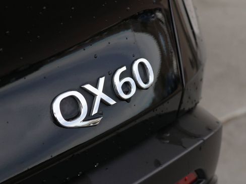 Certified 2025 INFINITI QX60 Sensory AWD/4WD image 34