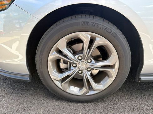 Used 2023 Honda Accord EX image 12