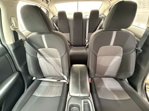 Used 2023 Nissan Sentra SV image 17
