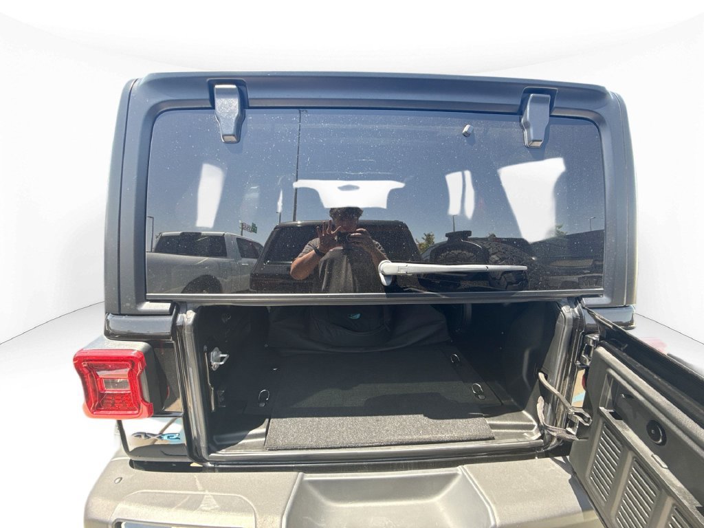 Used 2023 Jeep Wrangler Unlimited Rubicon 4xe AWD/4WD image 22
