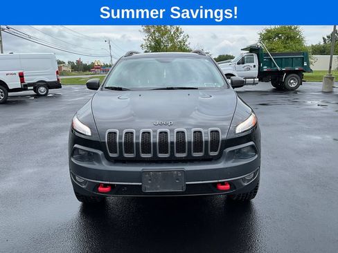Used 2016 Jeep Cherokee Trailhawk AWD/4WD image 10