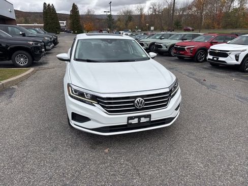 Used 2021 Volkswagen Passat 2.0T SE image 7