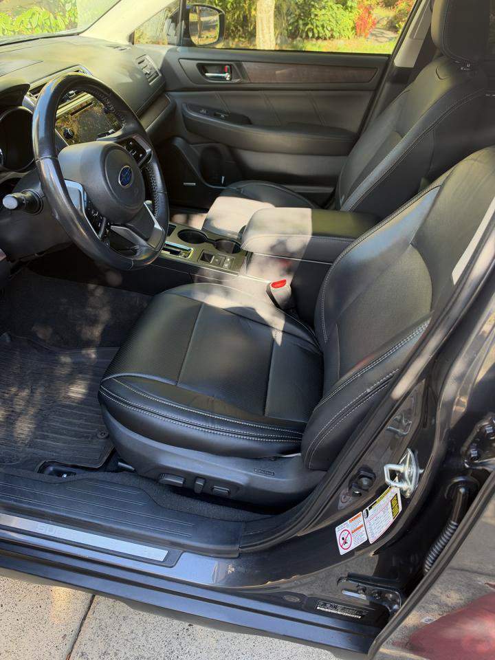 Used 2018 Subaru Outback 2.5i Limited AWD/4WD image 38