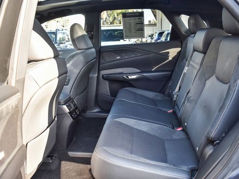 Used 2024 Lexus RX 450h AWD w/ Luxury Package image 18