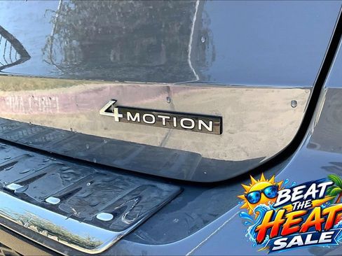 Used 2024 Volkswagen Taos SEL AWD/4WD image 37