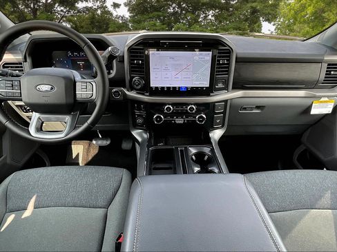 New 2025 Ford F150 XLT w/ Equipment Group 302A MID image 5