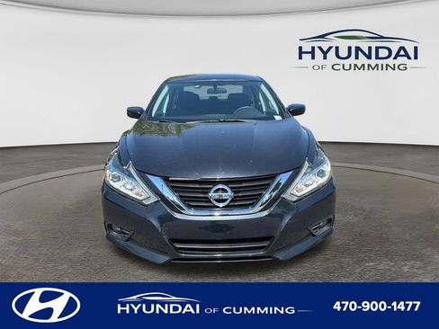 Used 2017 Nissan Altima 2.5 SV FWD image 2