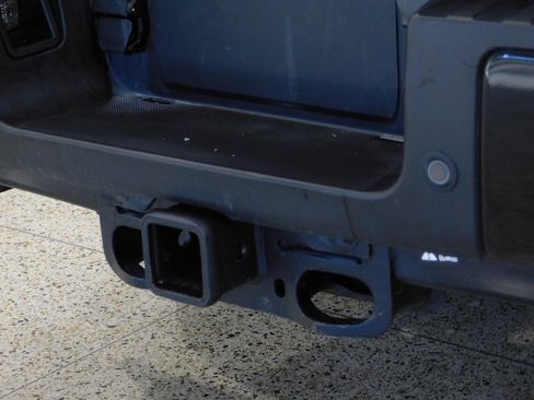 Used 2023 Ford F250 Limited w/ FX4 Off-Road Package image 86