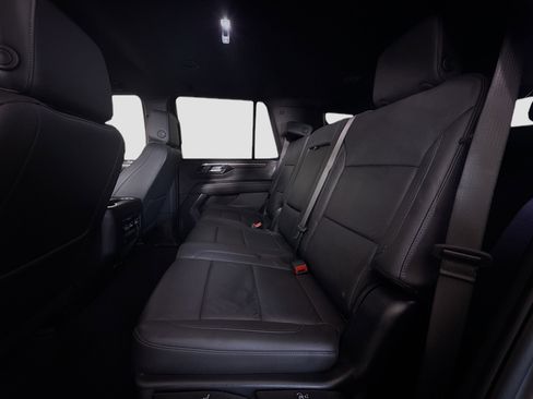 Used 2025 Chevrolet Tahoe LT AWD/4WD image 25