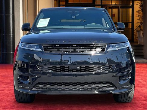 Used 2024 Land Rover Range Rover Sport Dynamic SE image 3