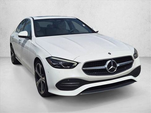 Used 2022 Mercedes-Benz C 300 Sedan image 3