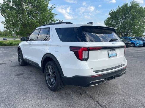 Used 2025 Ford Explorer ST-Line w/ Premium Package AWD/4WD image 4