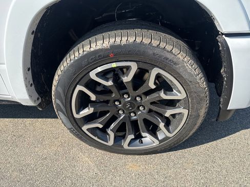 New 2026 RAM 1500 Limited AWD/4WD image 9