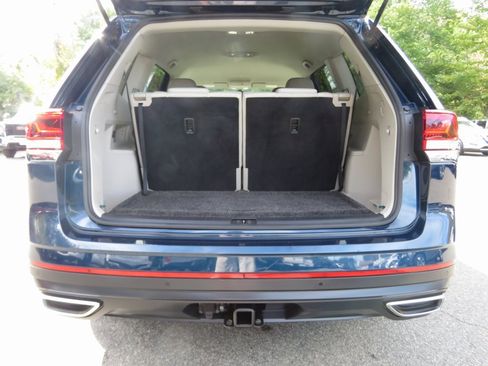 Used 2022 Volkswagen Atlas SE w/ Black Wheel Package image 19