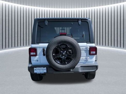 Used 2021 Jeep Wrangler Unlimited Sport AWD/4WD image 6