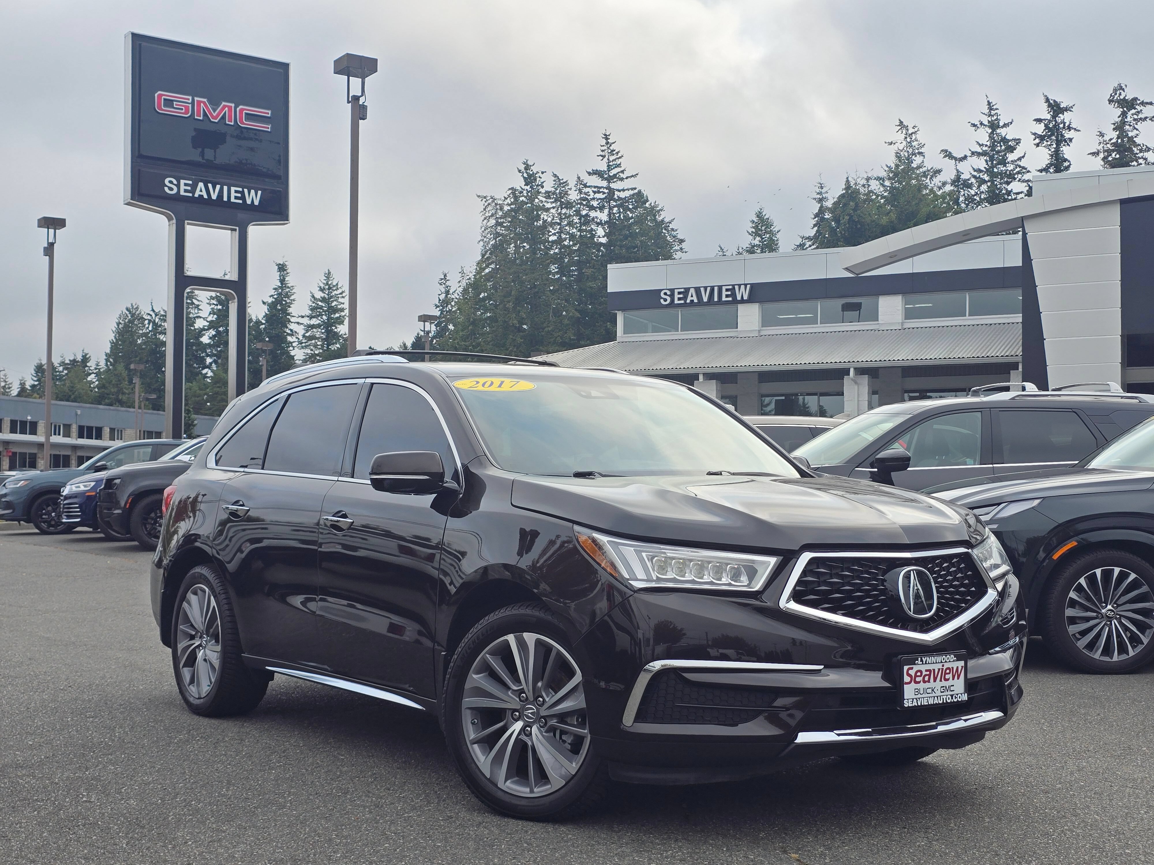 Used 2017 Acura MDX w/ Technology Package AWD/4WD image 1