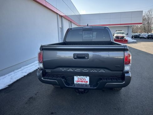 Used 2023 Toyota Tacoma TRD Sport image 6