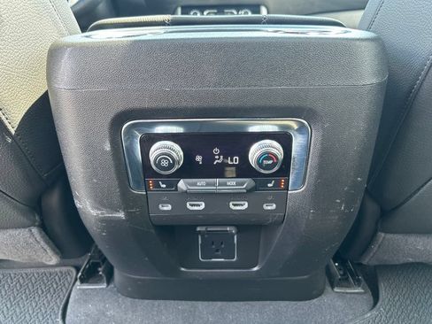 Used 2024 GMC Yukon Denali w/ Denali Reserve Package AWD/4WD image 46