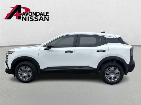 New 2026 Nissan Kicks S image 3