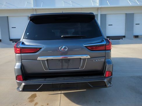 Used 2020 Lexus LX 570 4WD w/ Sport Package image 6