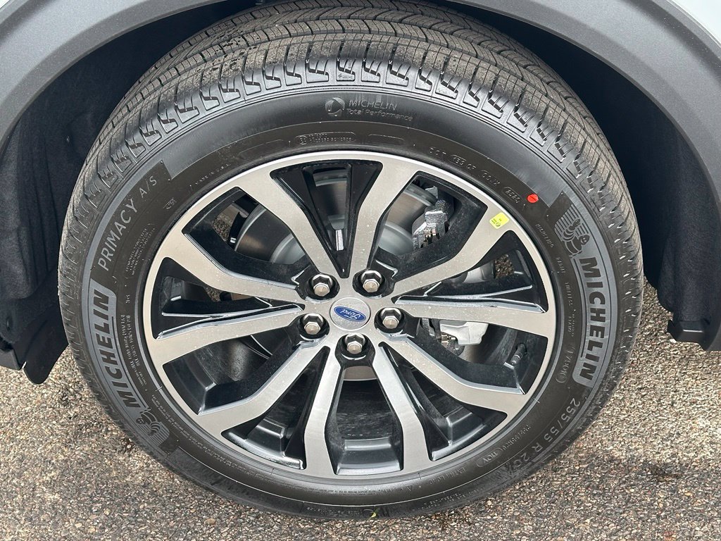 New 2027 Ford Explorer ST-Line w/ Premium Package AWD/4WD image 6