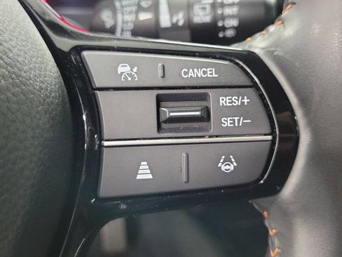 Certified 2025 Honda HR-V Sport image 27