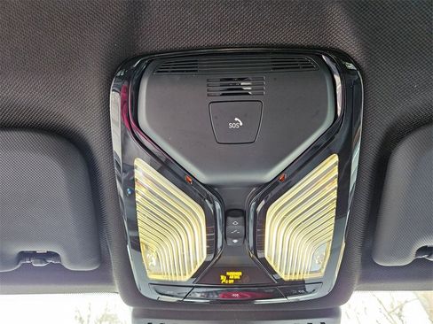 Used 2019 BMW X3 xDrive30i w/ Driving Assistance Package image 18