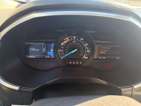 Used 2019 Ford Edge Titanium FWD image 24