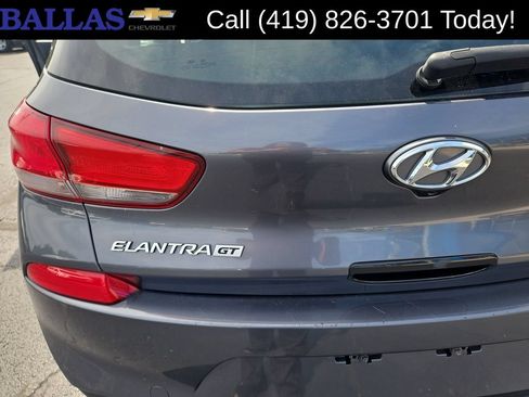Used 2019 Hyundai Elantra GT FWD image 26