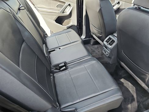 Certified 2020 Volkswagen Tiguan SEL image 11