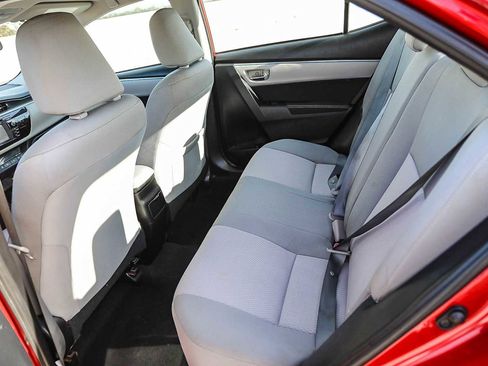 Used 2014 Toyota Corolla LE image 18