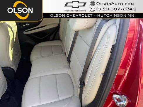 Certified 2017 Buick Encore Essence image 8