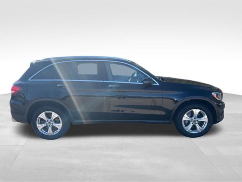 Used 2017 Mercedes-Benz GLC 300 4MATIC image 6