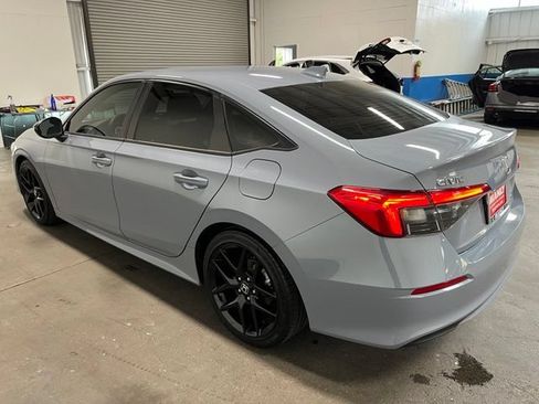 Used 2024 Honda Civic Sport image 5