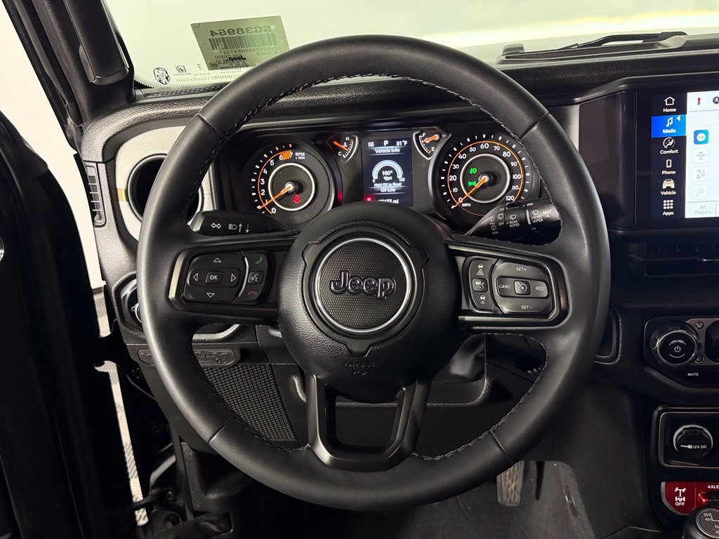 Used 2025 Jeep Wrangler Unlimited Sport AWD/4WD image 13