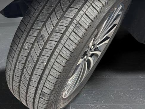 Used 2024 Lincoln Aviator AWD w/ Premium Package image 28