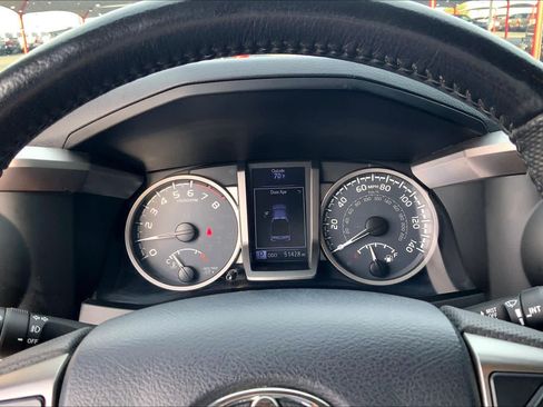 Used 2019 Toyota Tacoma SR5 AWD/4WD image 26