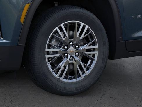 New 2026 Chevrolet Traverse LT w/ Driver Confidence Package FWD image 9