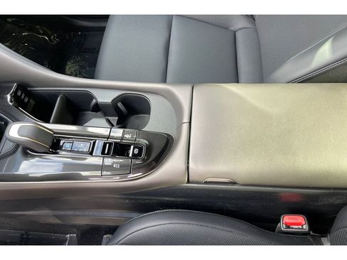 Used 2026 Toyota Crown Nightshade image 32