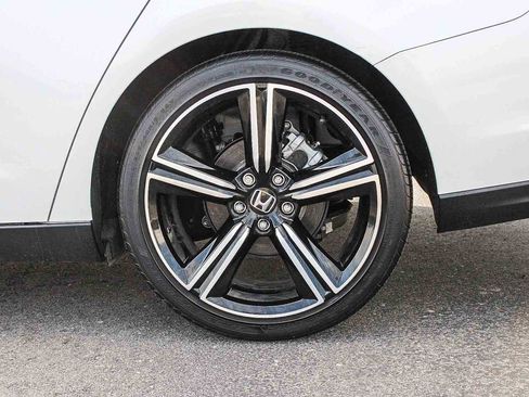 Certified 2024 Honda Accord Sport image 8