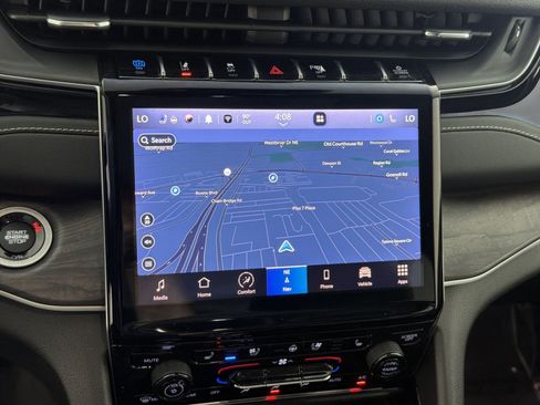 Used 2023 Jeep Grand Cherokee 4WD 4xe w/ Luxury Tech Group II image 20