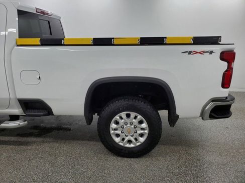 Used 2024 Chevrolet Silverado 2500 LTZ w/ LTZ Premium Package image 8